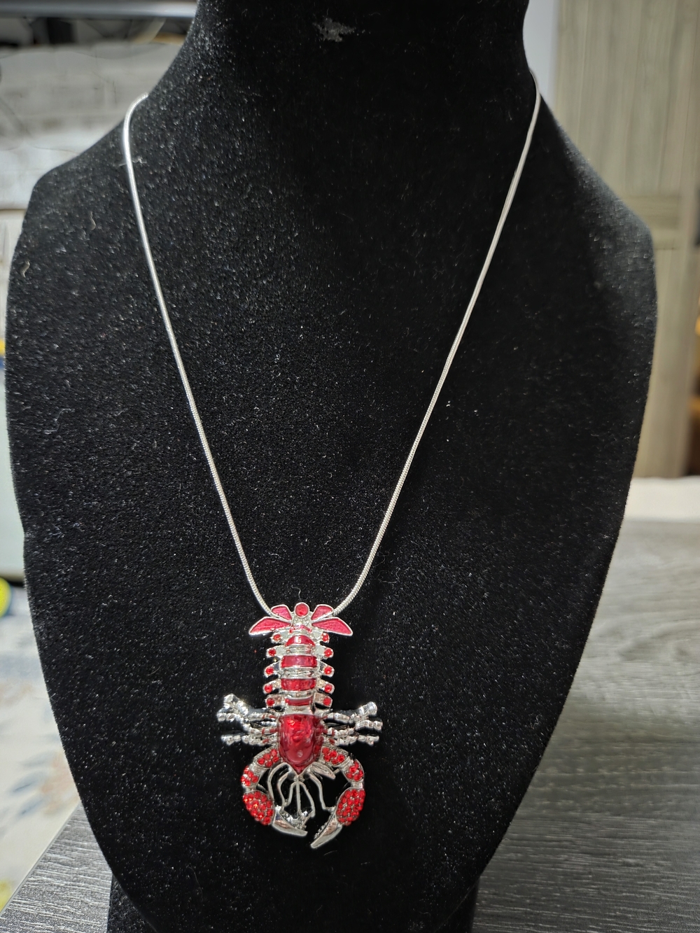 250# paparazzi Red Lobster Statement Necklace